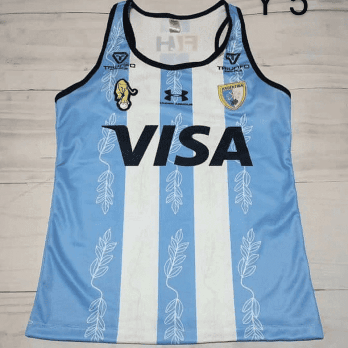 MUSCULOSA LAS LEONAS