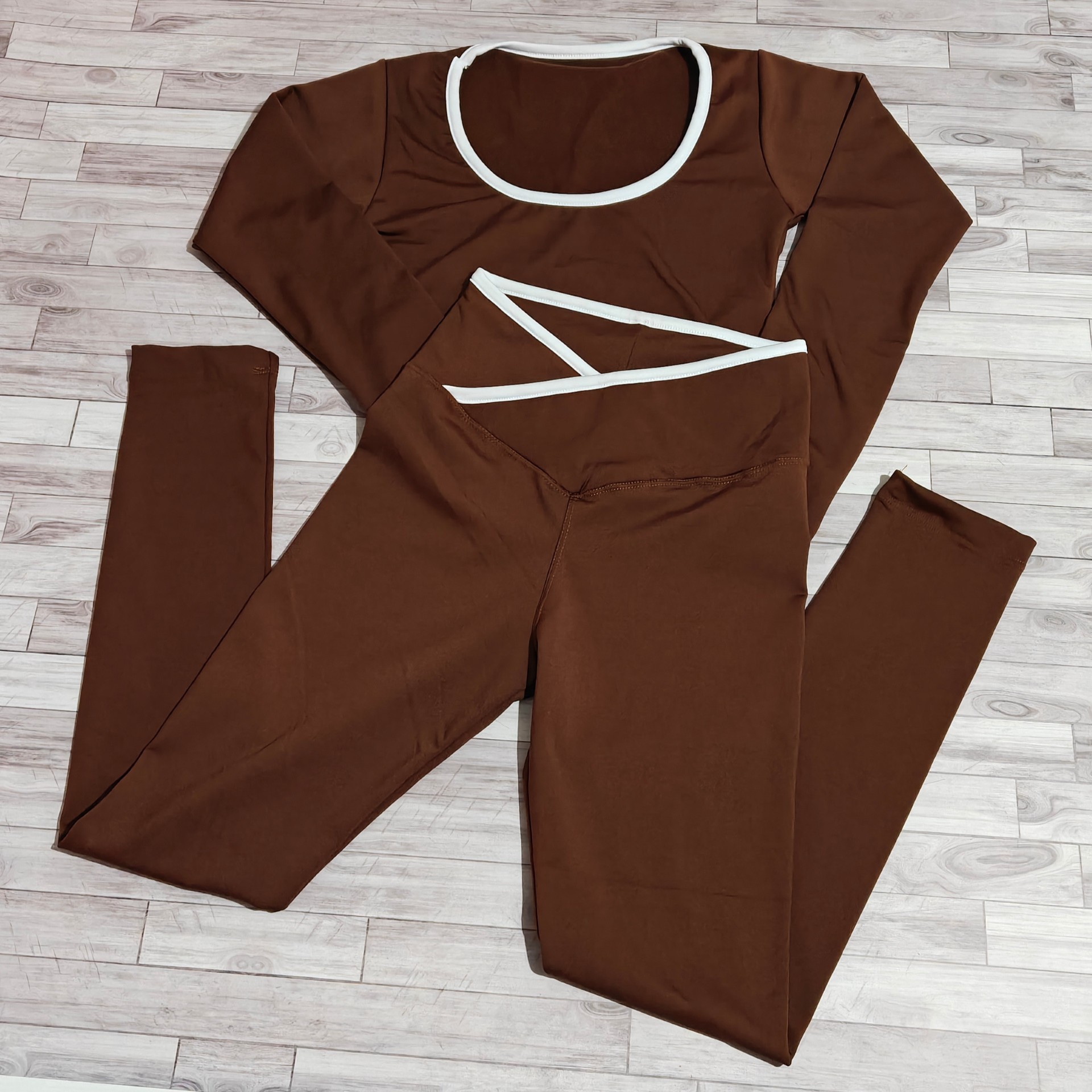 CONJUNTO CRUZADO FRIZADO